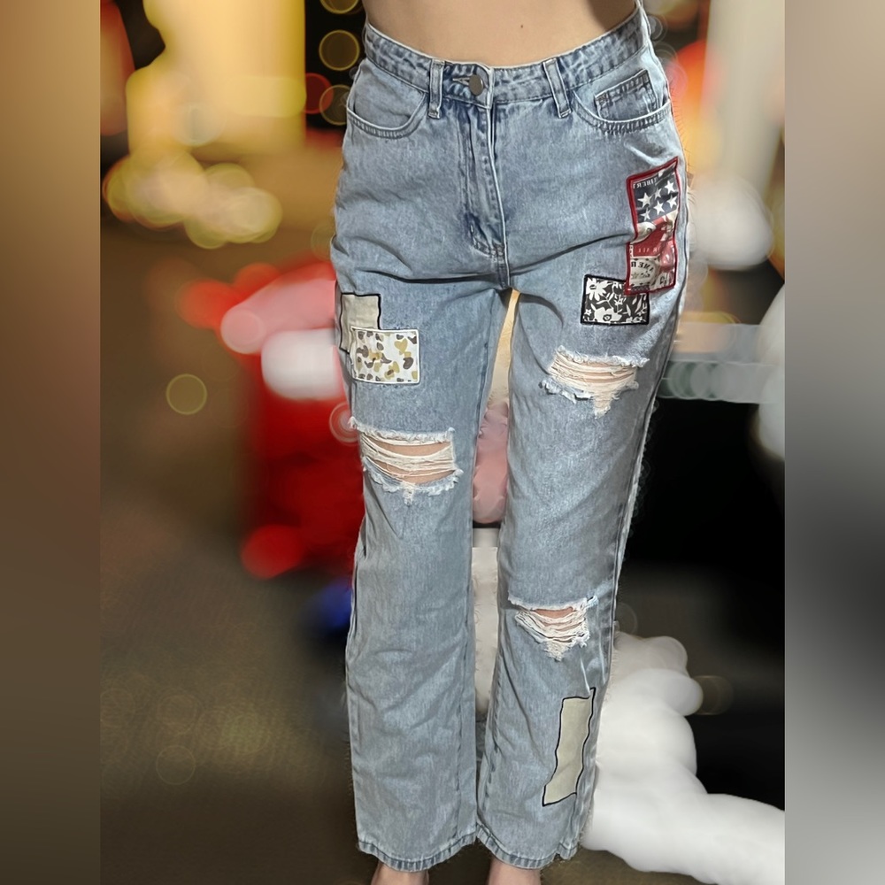 Patwork ripped demin jeans